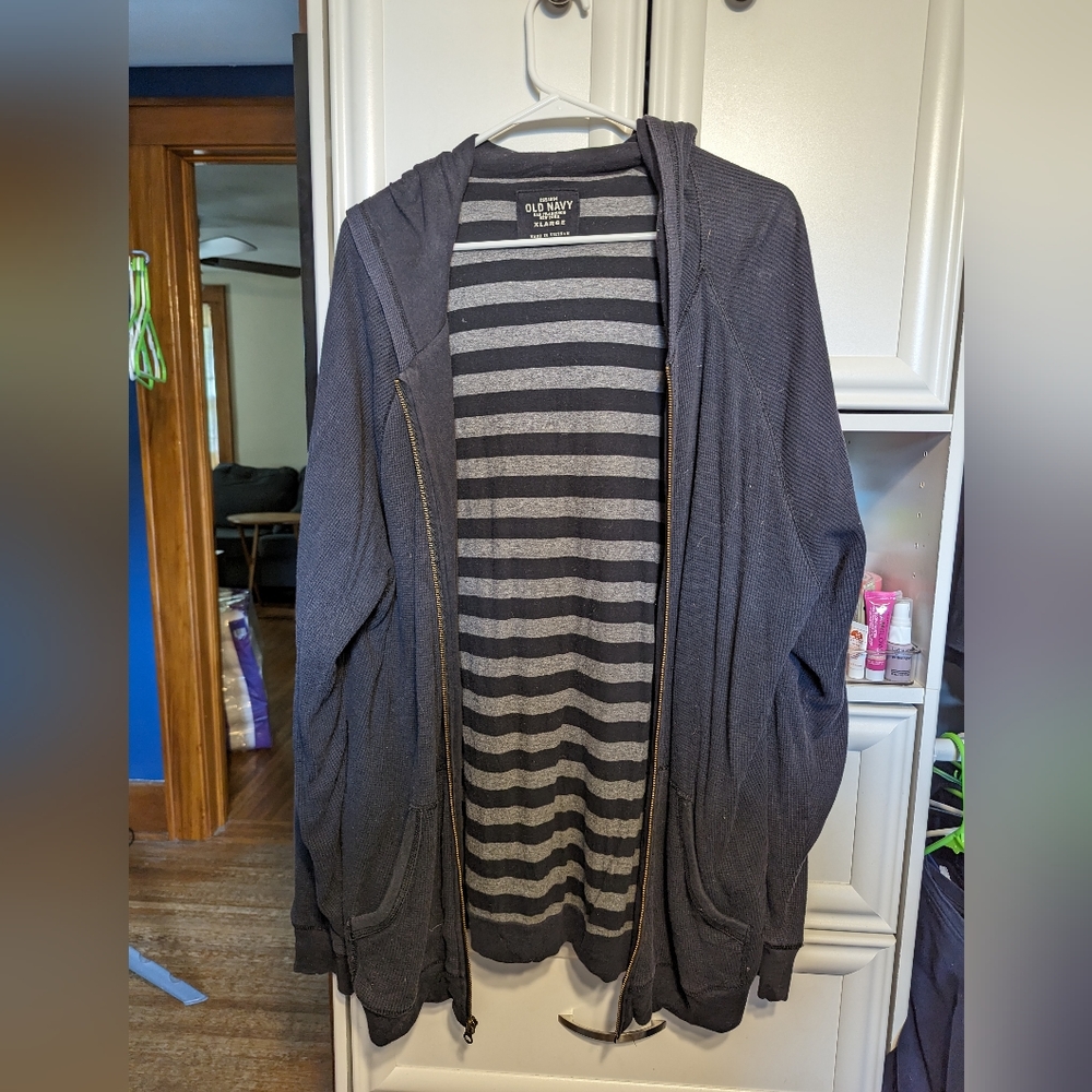 Men's old navy zip up hoodie black with striped lining size xl